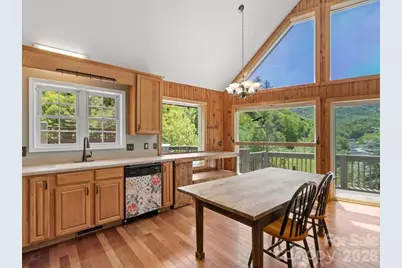 7714 State Highway 197 Highway N, Green Mountain, NC 28740 - Photo 6
