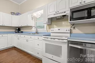 110 N Main Ave, Maiden, NC 28650 - Photo 14