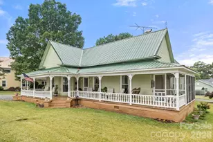 110 N Main Ave, Maiden, NC 28650 - Photo 1