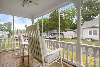 110 N Main Avenue, Maiden, NC 28650 - Photo 6