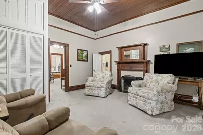 110 N Main Avenue, Maiden, NC 28650 - Photo 18