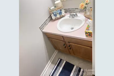 6332 Windsor Gate Lane, Charlotte, NC 28215 - Photo 6