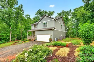 132 Maple Ridge Dr, Old Fort, NC 28762 - Photo 2
