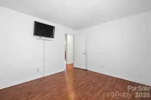 9426 Cantle Dr, Charlotte, NC 28216 - Photo 28