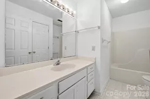 9426 Cantle Dr, Charlotte, NC 28216 - Photo 34
