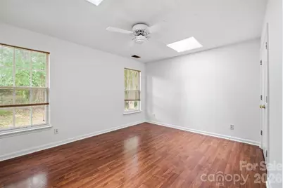 9426 Cantle Drive, Charlotte, NC 28216 - Photo 32