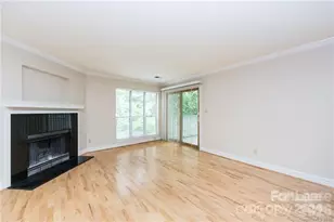 2518 Cranbrook Ln, Charlotte, NC 28207 - Photo 4