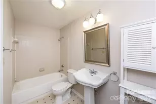 2518 Cranbrook Ln, Charlotte, NC 28207 - Photo 12