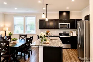 6629 Meridale Forest Dr, Charlotte, NC 28269 - Photo 8