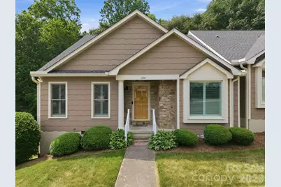 188 39th Avenue Court NW, Hickory, NC 28601 - Photo 2