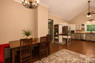 60 Hawks Pointe Ln, Weaverville, NC 28787 - Photo 12