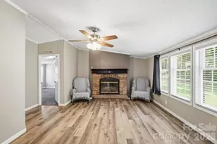 864 Stowe Ln, Gastonia, NC 28056 - Photo 8