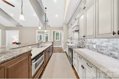 2932 Oakdale Road, Charlotte, NC 28216 - Photo 18