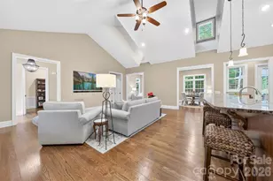2932 Oakdale Rd, Charlotte, NC 28216 - Photo 16