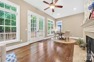 2932 Oakdale Rd, Charlotte, NC 28216 - Photo 10