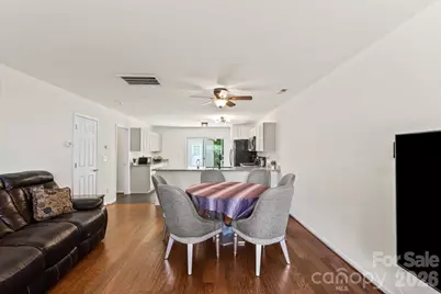 3119 Decapolis Drive, Charlotte, NC 28215 - Photo 2