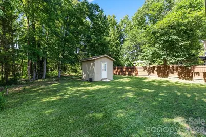 3119 Decapolis Drive, Charlotte, NC 28215 - Photo 18