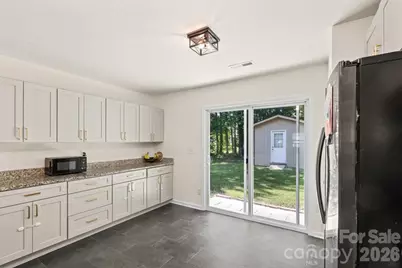 3119 Decapolis Drive, Charlotte, NC 28215 - Photo 8