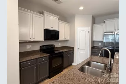 9974 Evergreen Terrace Drive, Charlotte, NC 28277 - Photo 10
