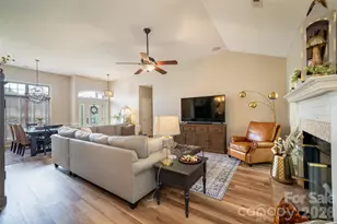 136 Cottage Ridge Rd, Fletcher, NC 28732 - Photo 6