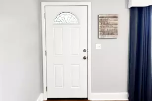 810 Lakeview Dr, Pineville, NC 28134 - Photo 2