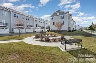 9342 Mallard Mls Dr, Charlotte, NC 28262 - Photo 14