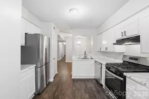 6043 Green Forest Dr, Charlotte, NC 28212 - Photo 1