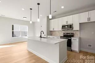 602 N Broad St, Mooresville, NC 28115 - Photo 4