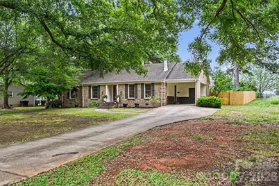 261 Sherwood Circle, Rock Hill, SC 29730 - Photo 2