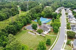 8708 Heron Glen Dr, Charlotte, NC 28269 - Photo 36