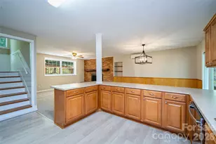 145 Jeter Mountain Rd, Hendersonville, NC 28739 - Photo 6