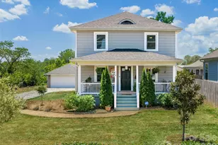 310 Hazel Mill Rd, Asheville, NC 28806 - Photo 1