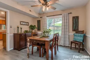 8715 Parkchester Dr, Charlotte, NC 28277 - Photo 28