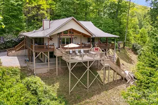 642 Scenic View Rd, Maggie Valley, NC 28751 - Photo 2