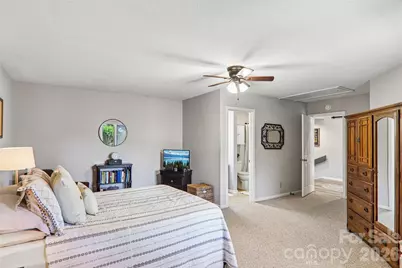 147 W Lake Drive S #1206, Lake Lure, NC 28746 - Photo 16