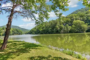 147 W Lake Dr S, Lake Lure, NC 28746 - Photo 20