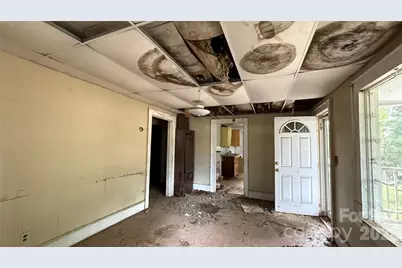 255 Washington Street, Forest City, NC 28043 - Photo 8