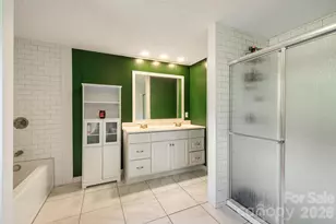 30 6th St, Asheville, NC 28804 - Photo 26