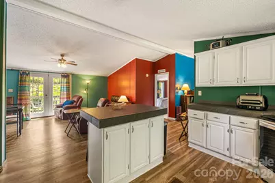 30 Sixth Street, Asheville, NC 28804 - Photo 18