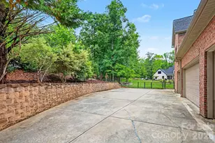 1009 Medinah Ct, Waxhaw, NC 28173 - Photo 32