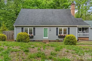 1014 Bramblewood Ct NE, Lenoir, NC 28645 - Photo 8