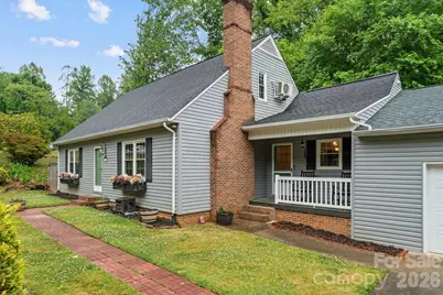 1014 Bramblewood Court NE, Lenoir, NC 28645 - Photo 4