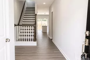 5828 Salamander Run Ln, Charlotte, NC 28215 - Photo 2
