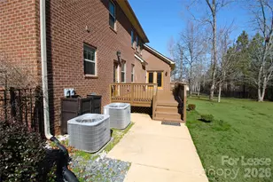 113 Bay Shore Dr, Belmont, NC 28012 - Photo 2