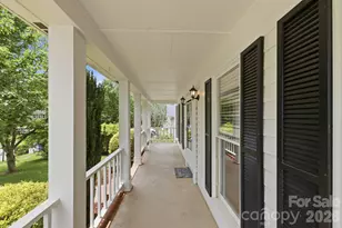 16 Trappers Run Dr, Asheville, NC 28805 - Photo 6