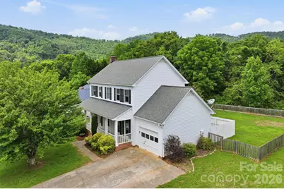 16 Trappers Run Drive, Asheville, NC 28805 - Photo 2