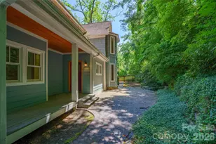 32 Delano Rd, Asheville, NC 28805 - Photo 2