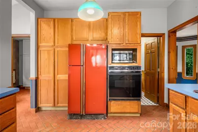 32 Delano Road, Asheville, NC 28805 - Photo 16