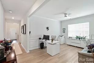 821 Botticelli Ct, Mount Holly, NC 28120 - Photo 6