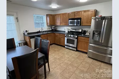 6445 Matlea Court, Charlotte, NC 28215 - Photo 14